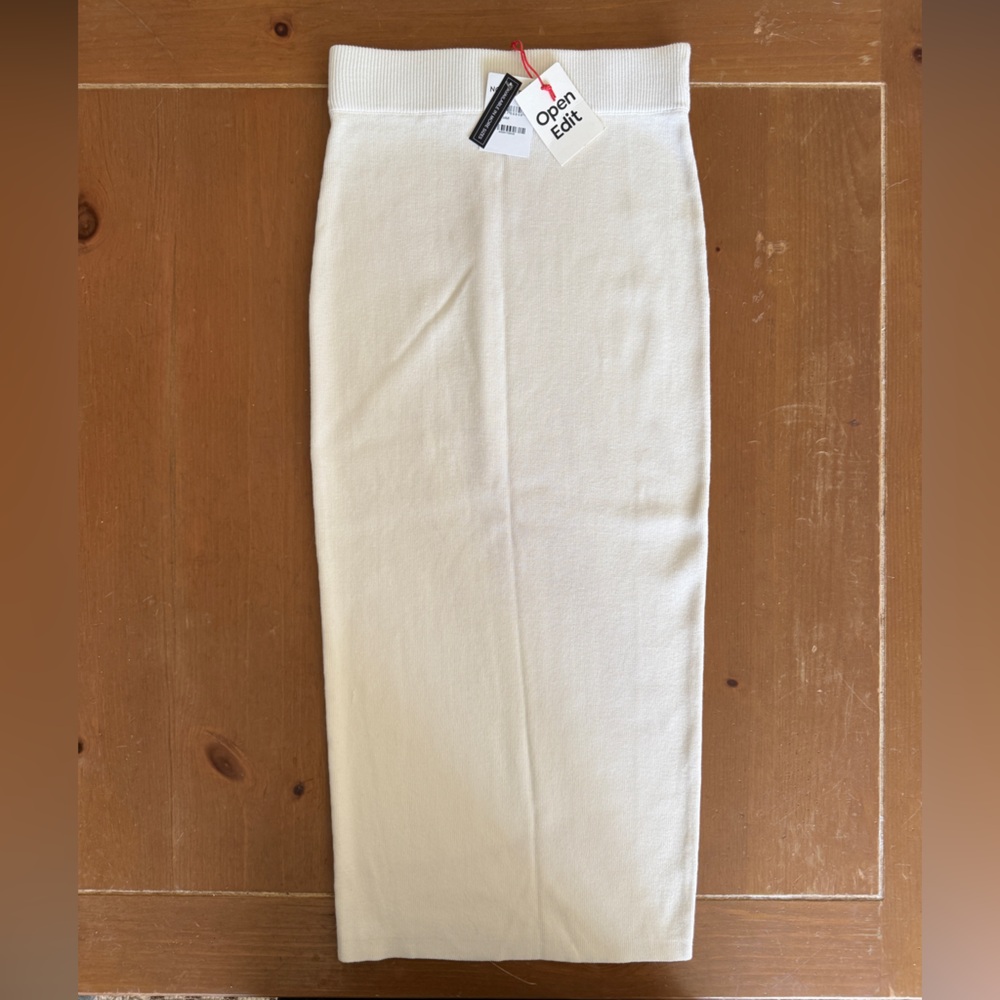 NWT cream knit pencil skirt